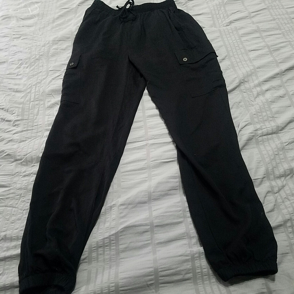 Women black pants